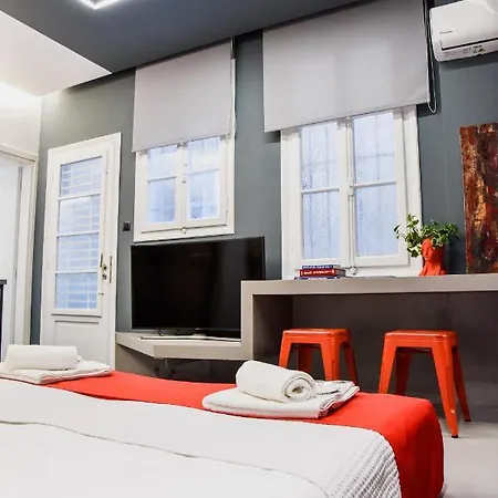 Central44 Yolo Casual Apartment Athens
