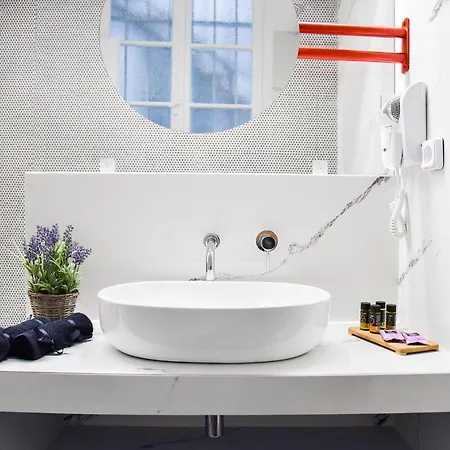 Central44 Yolo Casual Apartmán Atény